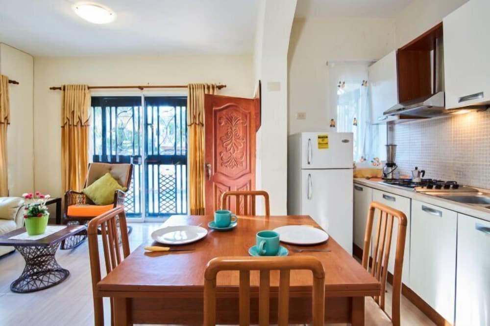Comfort Condo, 1 Queen Bed, City View