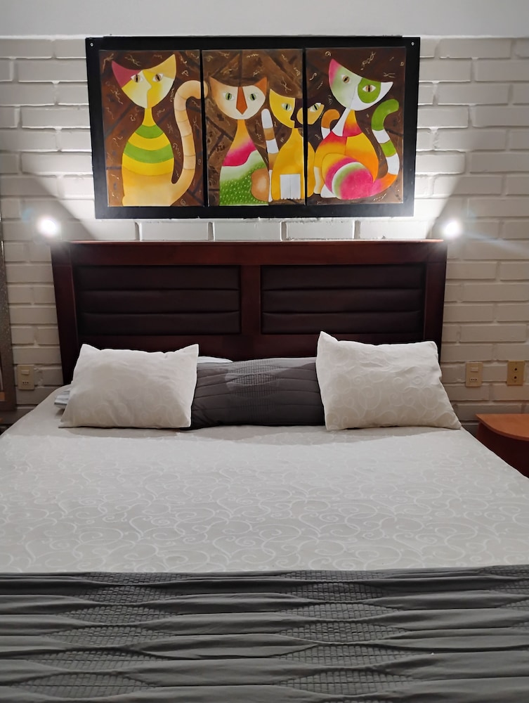 Classic Double Room, Patio, Courtyard View