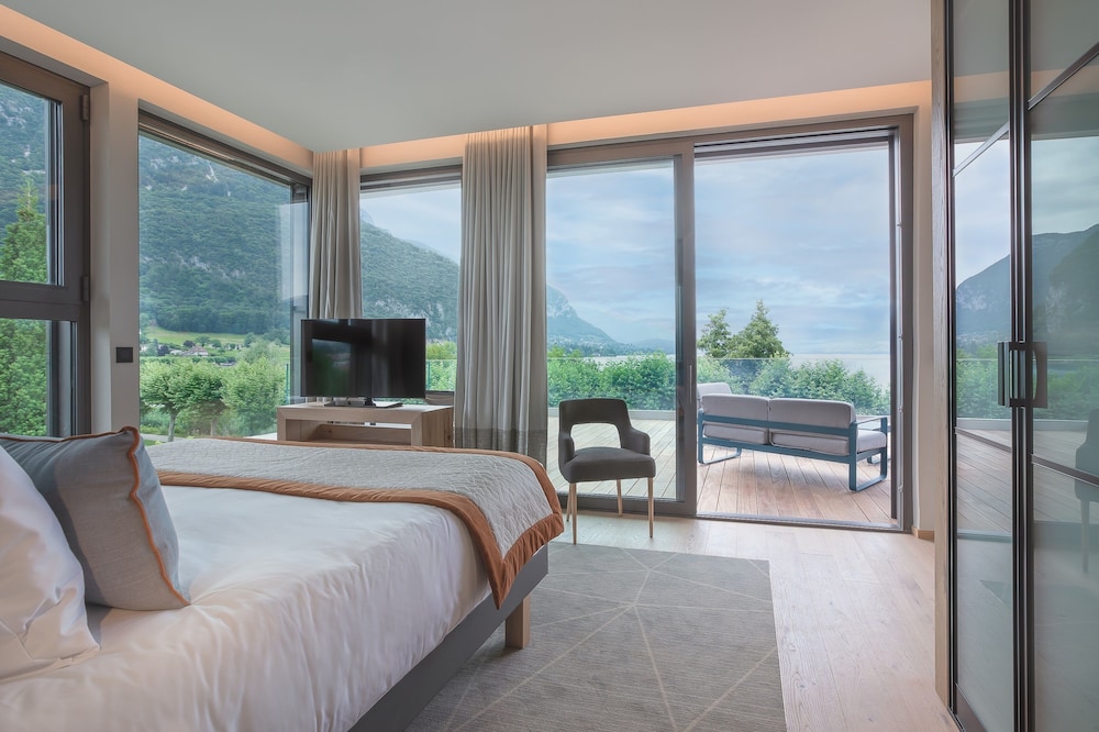 Penthouse avec terrasse - Côté Lac