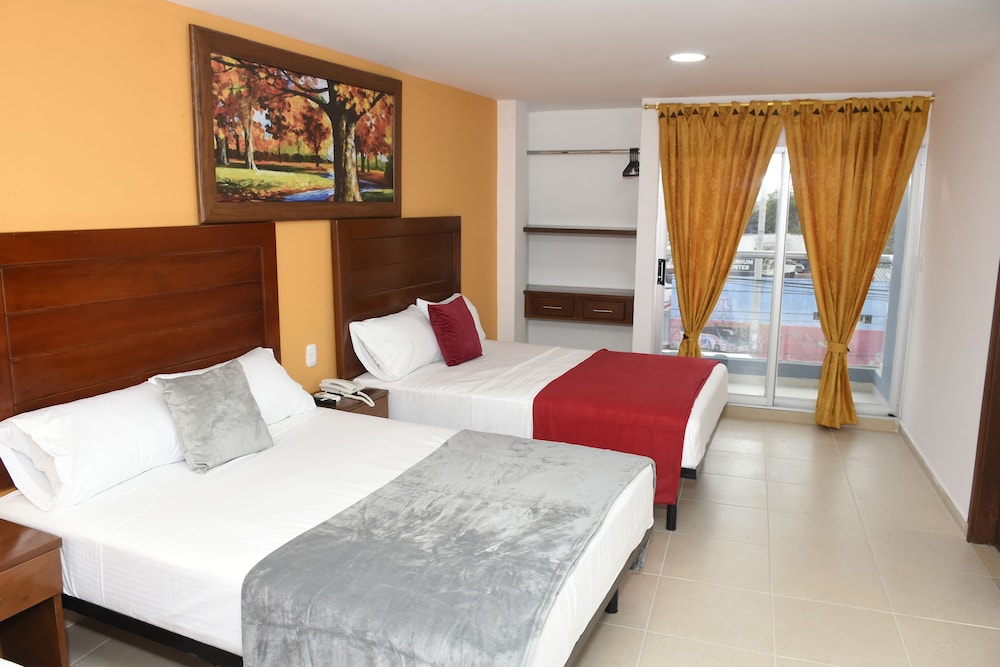 Standard Double Room, Multiple Beds photo 2
