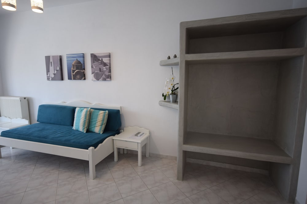 Traditional Apartment, 1 Bedroom (Caldera View) - Photo 3