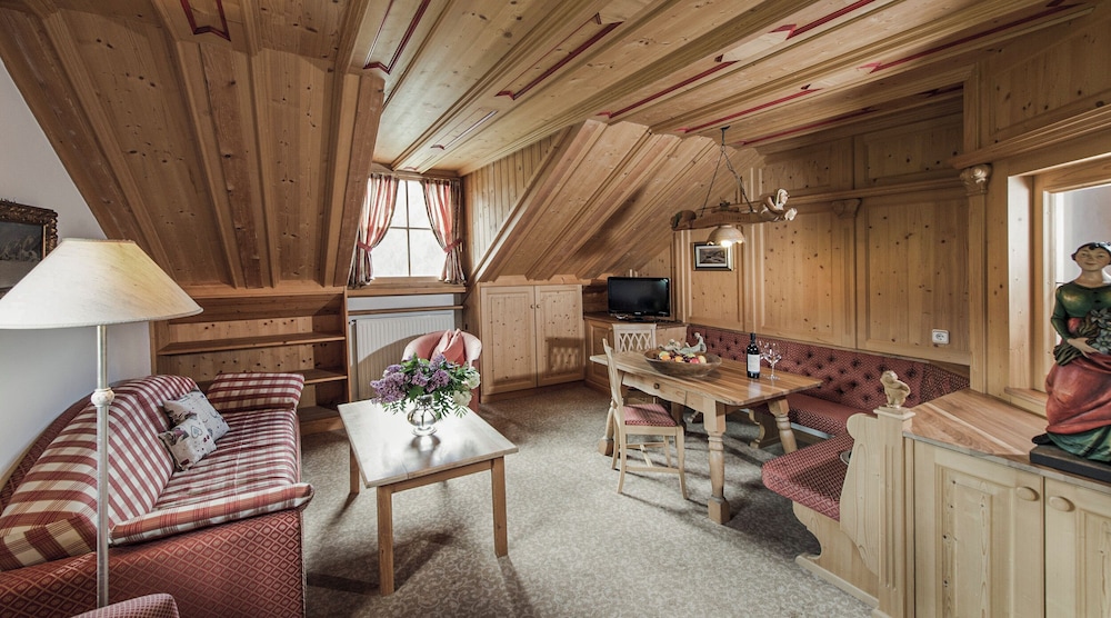 Family Suite 403 in the Dependance with balcony and Dolomite view photo 1