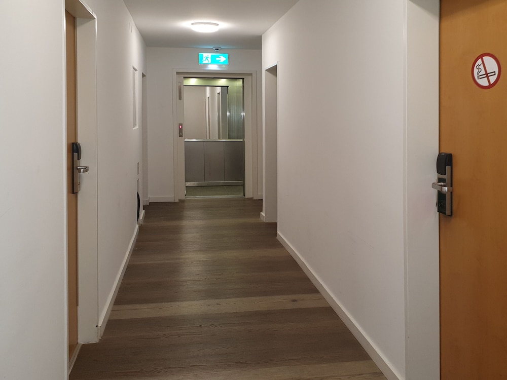Double Room - Photo 18