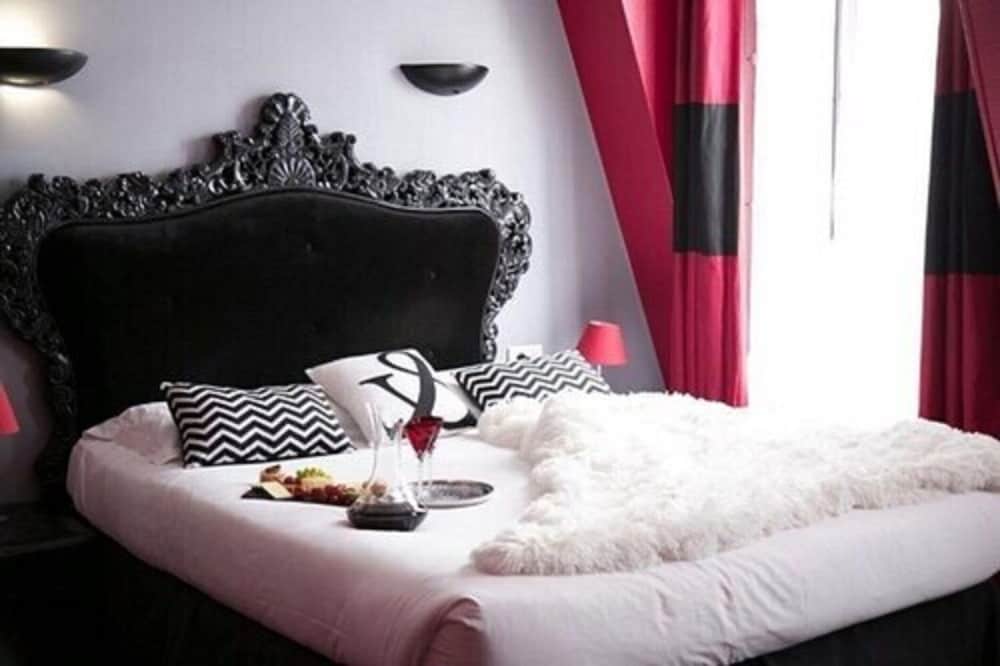 2 Communicating Comfort Rooms Double or twin beds photo 2