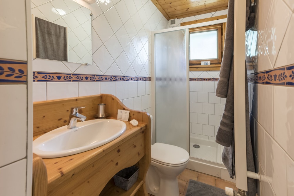 Deluxe Single Room, 1 Double Bed photo 3