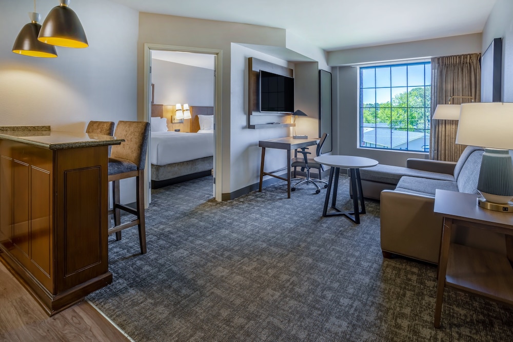 Suite, 1 Bedroom, Kitchen (HEARING) - Photo 2
