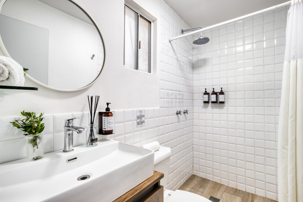 Standard Double Room - Photo 6