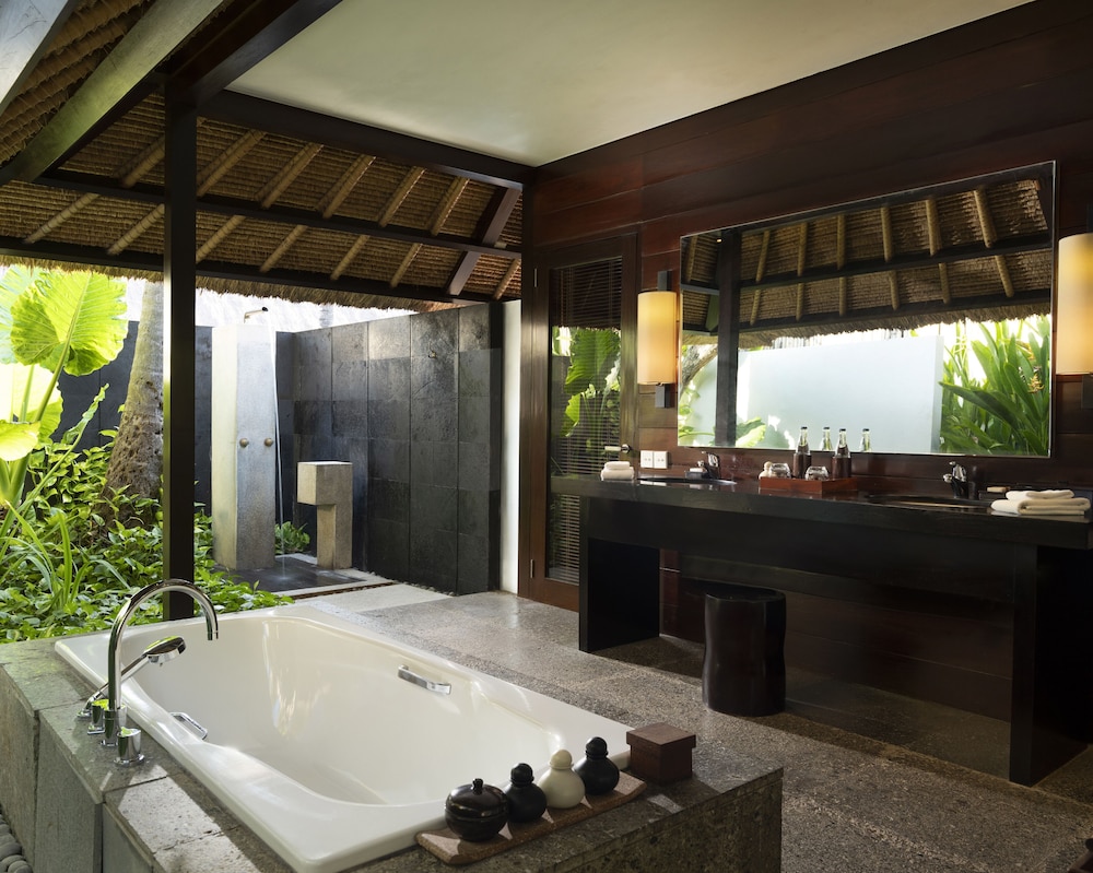 Two-Bedroom Private Estate Pool Villa - Photo 9
