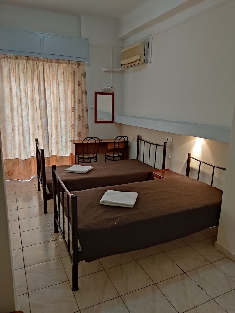 Double or Twin Room (With External Bathroom) photo 1