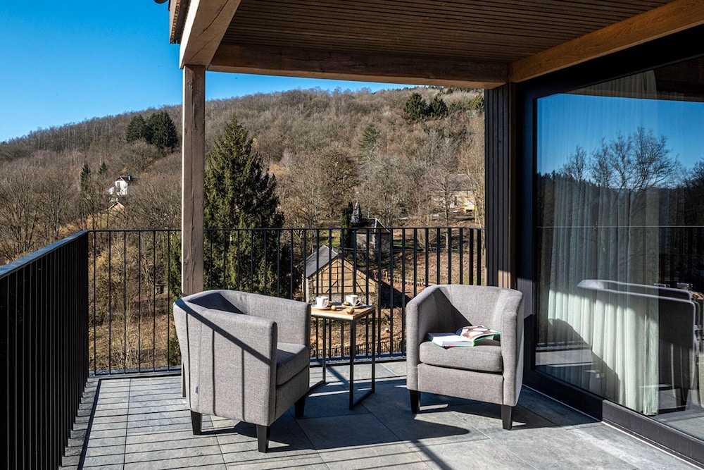 Villa photo 3