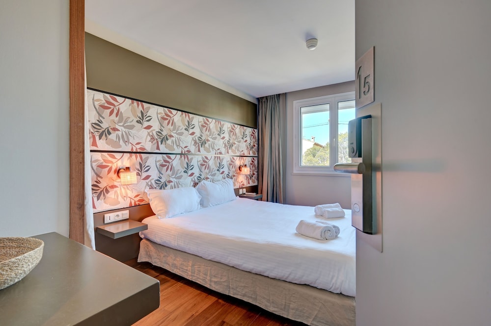Bor Hotel & Restaurant - Privat strand, Billede 3