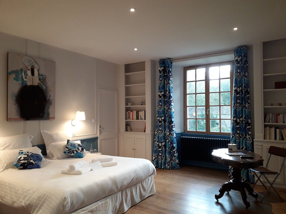 Apartment, Connecting Rooms (Les Epicuriens, 1st Floor)