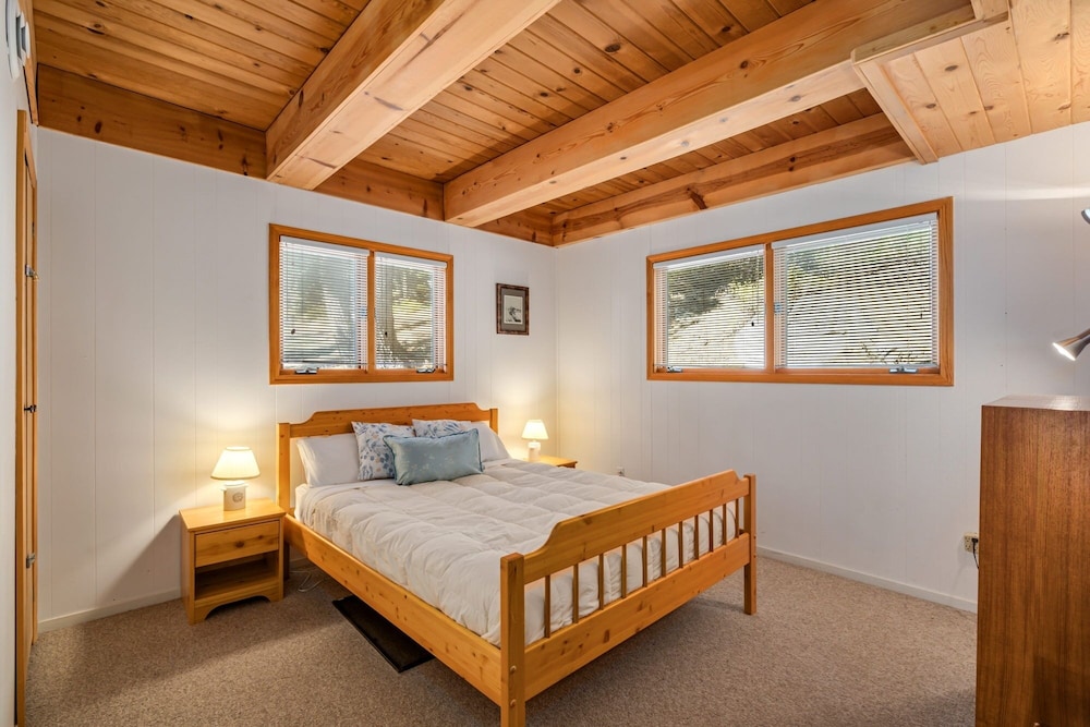 Cabin, 4 Bedrooms photo 1