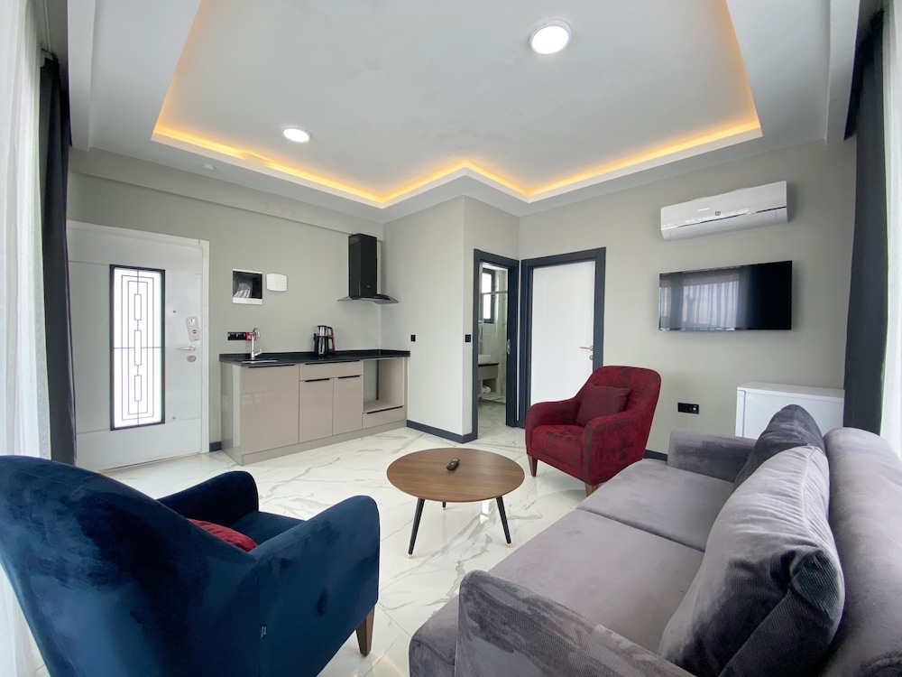 Suite Room with Balcony photo 1