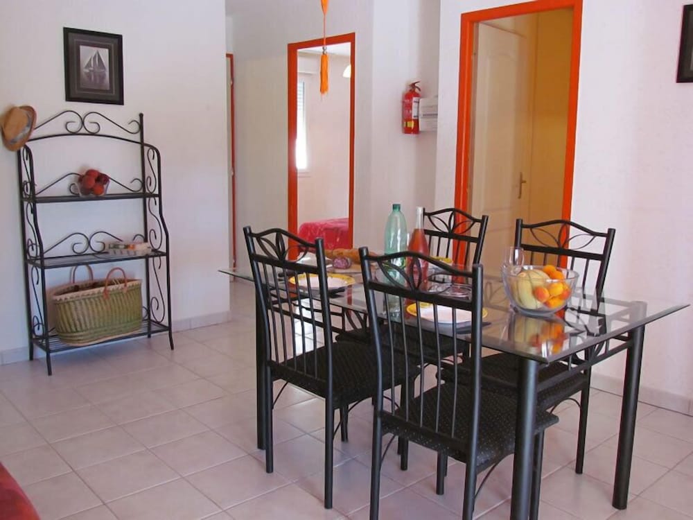 Villa, 2 Bedrooms (6-8) photo 3