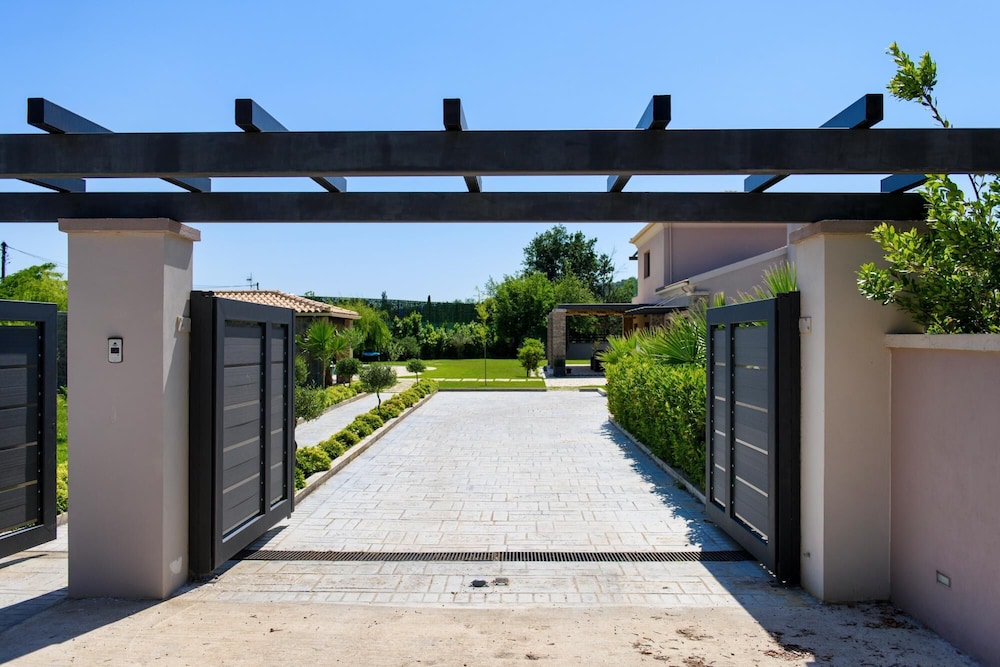 Villa Black White Dassia, Zdjęcie 26