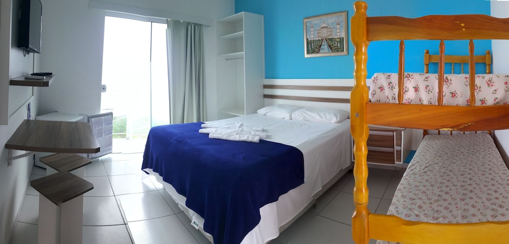 Superior Quadruple Room, Multiple Beds, Non Smoking, Sea View photo 1