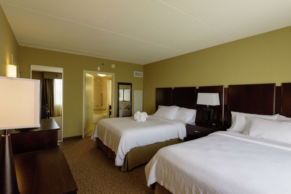 Two Queen Beds, Non-Smoking photo 1