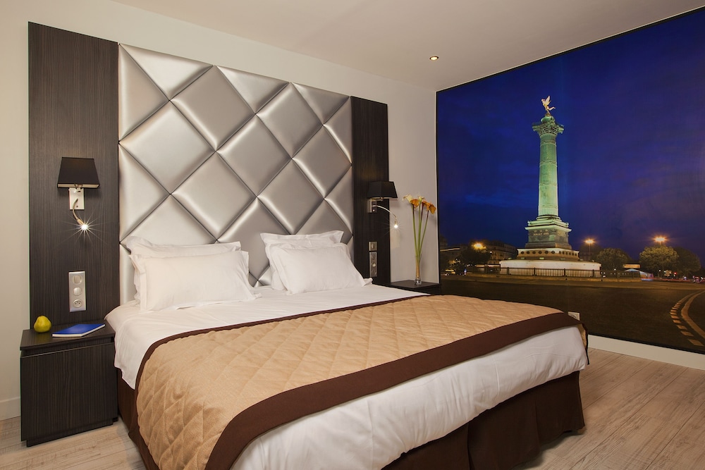Superior Room with Double or Twin Beds thumbnail 6