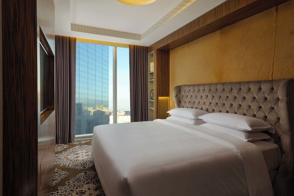 Premium Suite, 1 King Bed