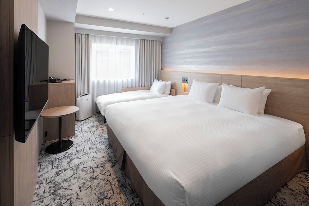 Superior King Room for 3 Adults, Non Smoking