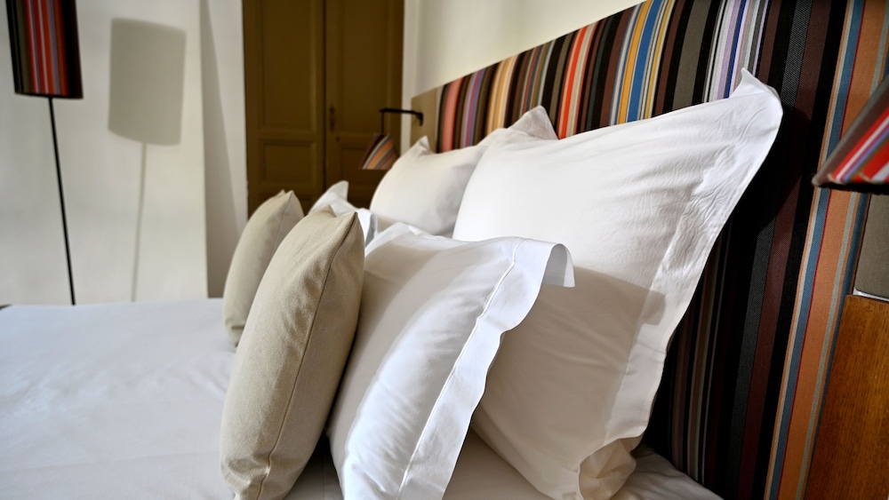 Comfort Double Room, 1 Queen Bed, City View photo 3