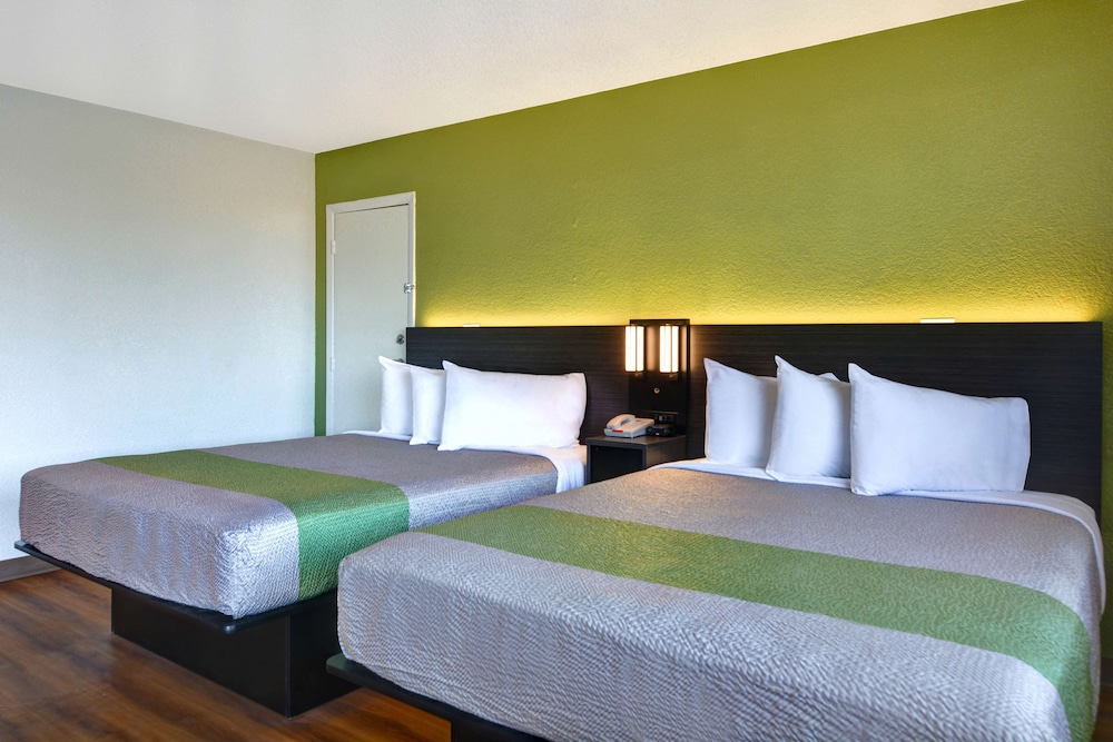 Deluxe Room, 2 Queen Beds, Accessible, Non Smoking photo 2