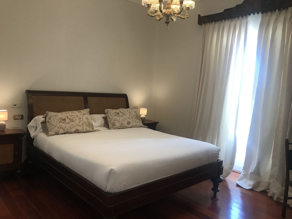 Panoramic Double Room (Bridge view)