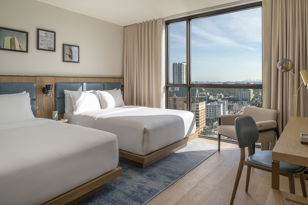 Room, 2 Queen Beds (View)