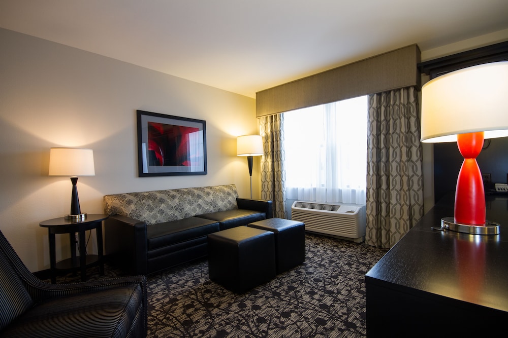 Hampton Inn & Suites DuPont, Zdjęcie 8