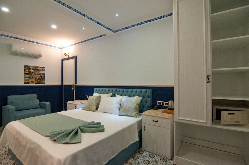 Standard Double Room photo 3