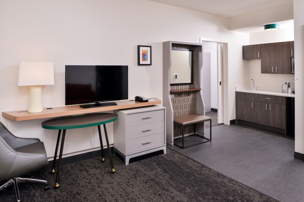 Holiday Inn & Suites Farmington Hills - Detroit NW by IHG, Foto 5