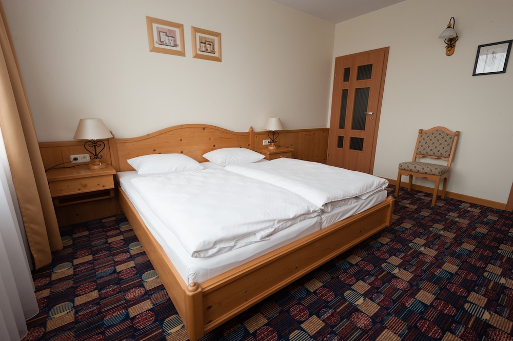 Standard Double Room photo 2