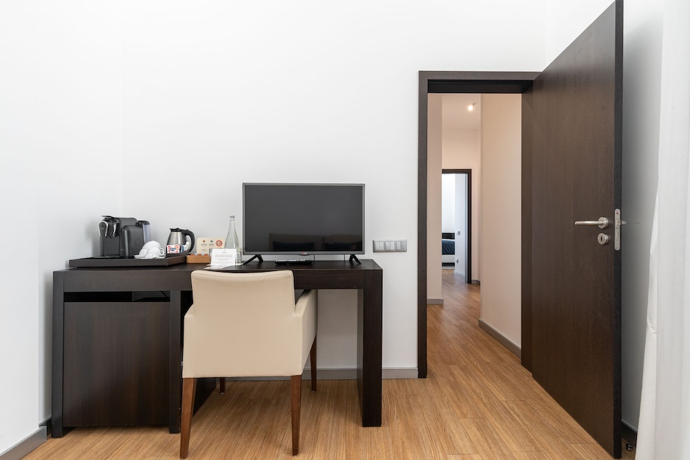 Family Suite, 1 Bedroom photo 3