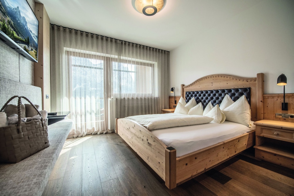 Basic Double Room