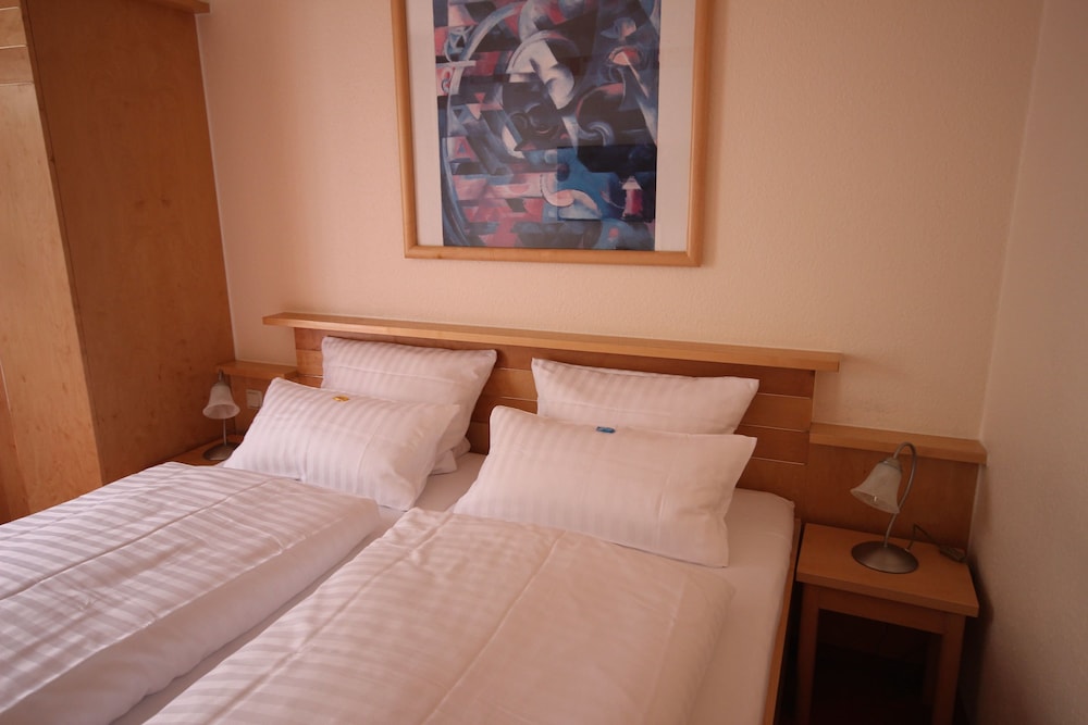 Standard Double or Twin Room photo 2