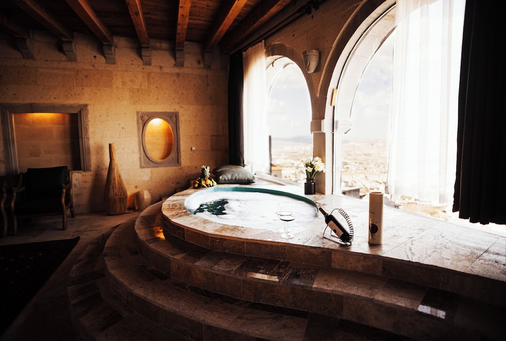 Deluxe Suite, Private Pool photo 2