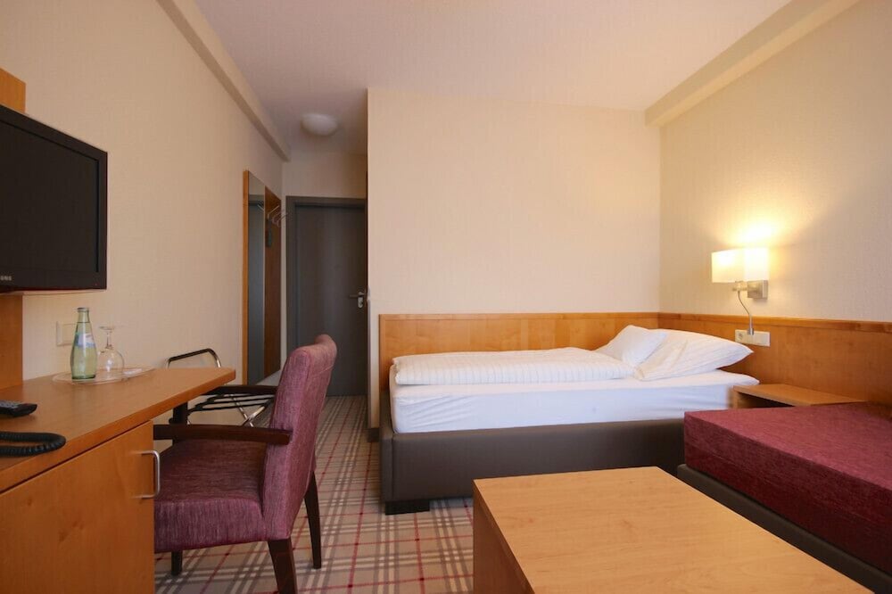 Double or Twin Room - Photo 1