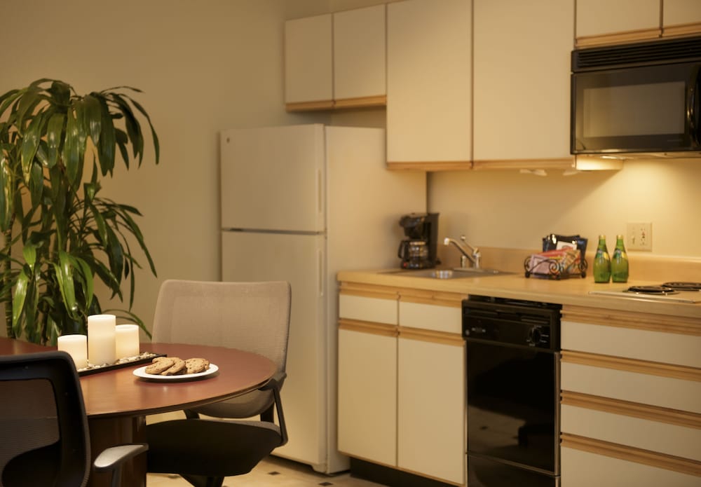 Studio Suite - Photo 4