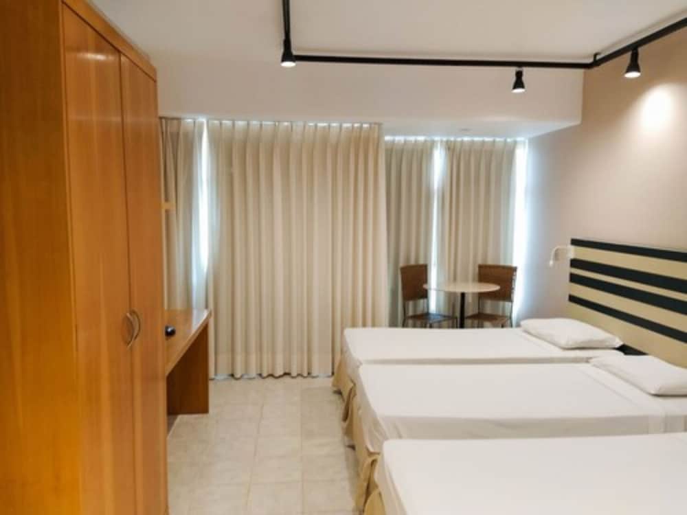 Premium Triple Room - Photo 4