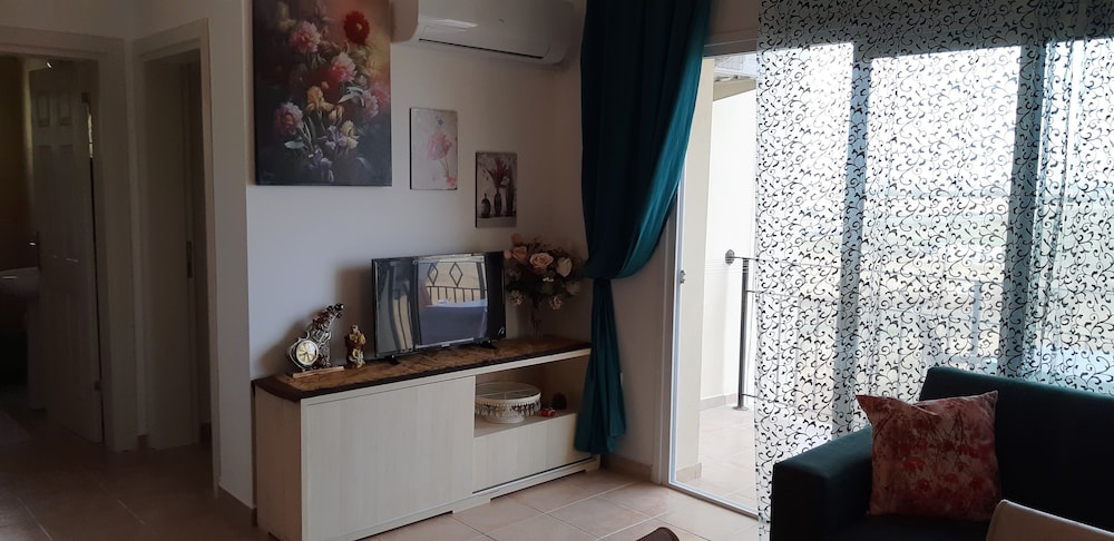 Comfort Apartment, 1 Bedroom, Balcony, Sea View photo 2