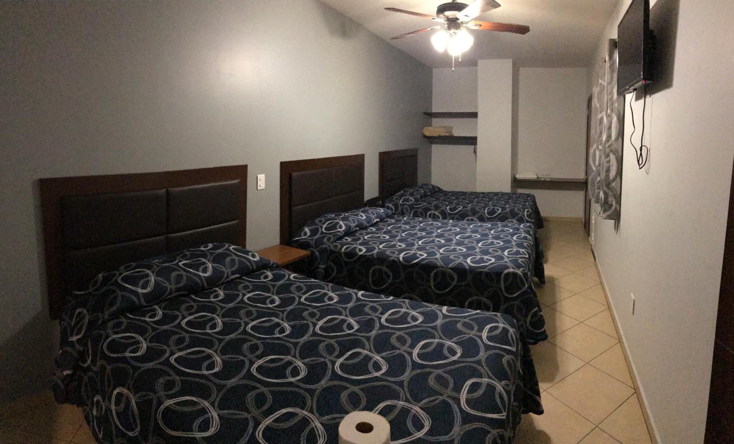 Triple Room - Photo 1