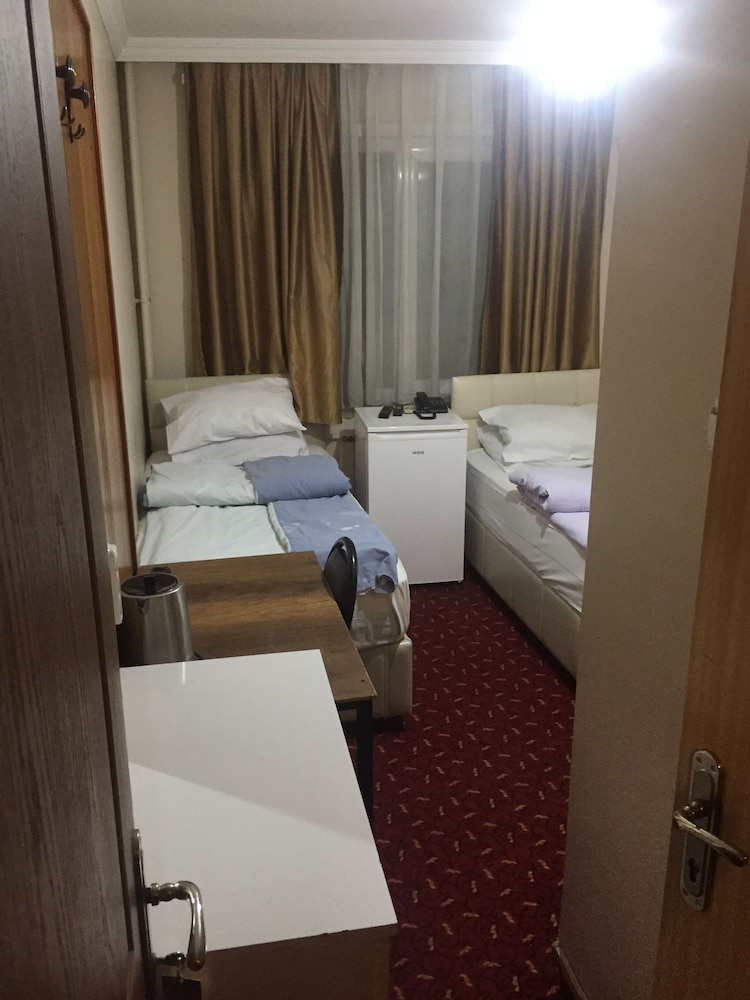 Standard Twin Room, 2 Twin Beds photo 1
