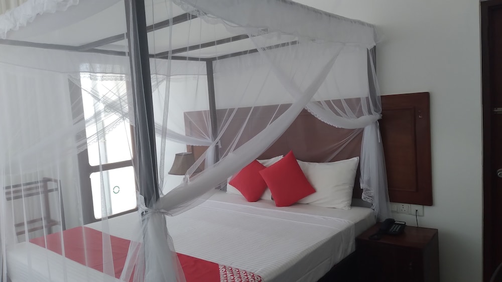 Deluxe Double Room, 1 Queen Bed, Beach View