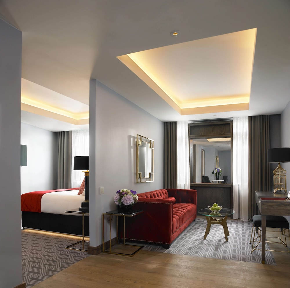 Suite, 1 King Bed (Experience)