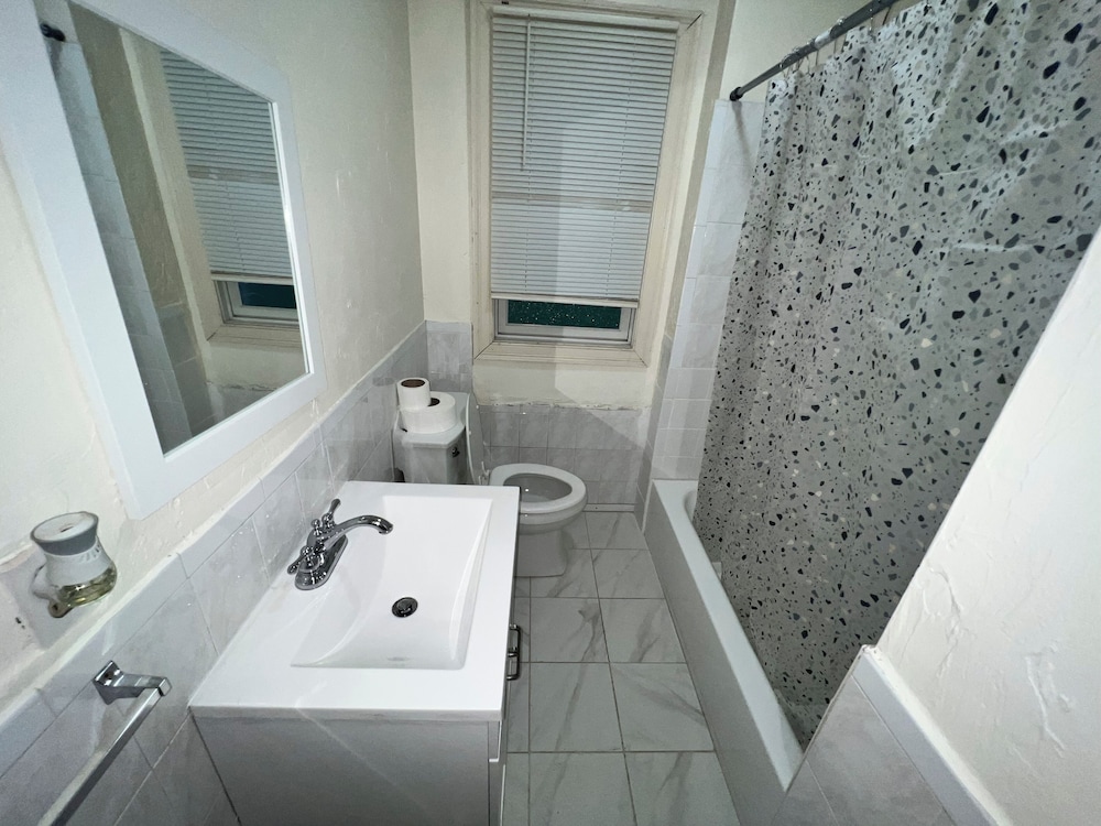 Basic Room photo 2