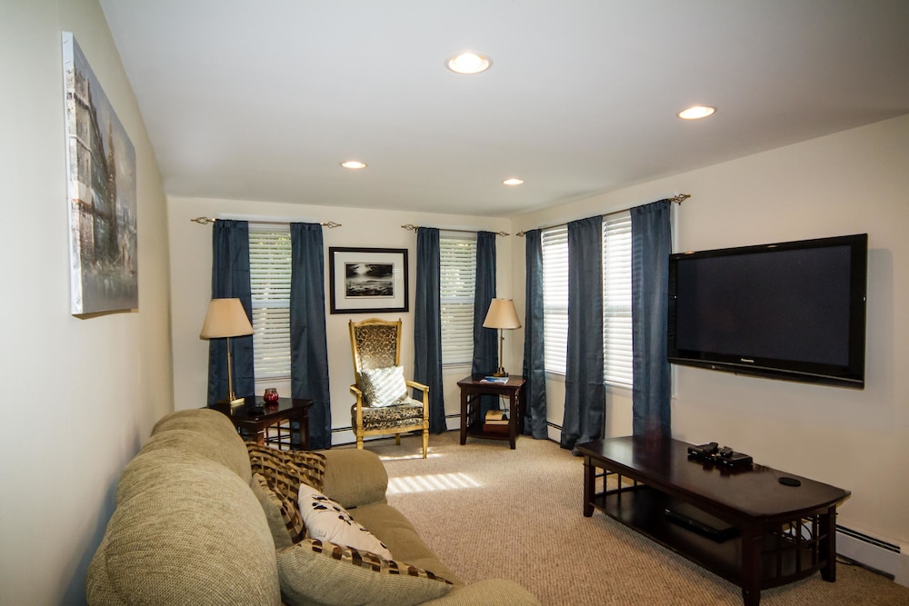 House, 3 Bedrooms (City's Escape) photo 1