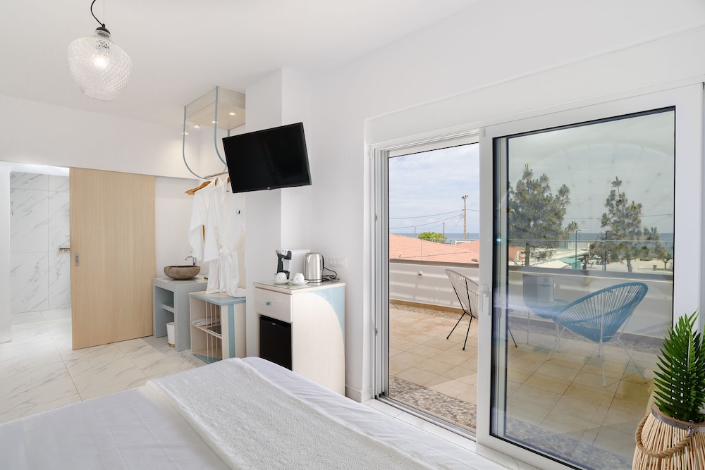 Suite, Sea View photo 3