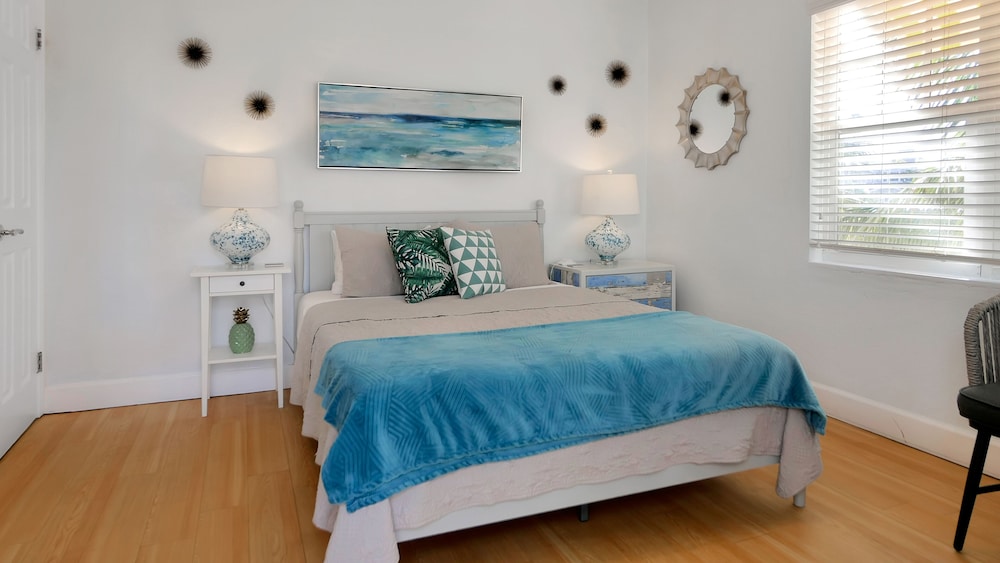 #5 Gulfview Studio