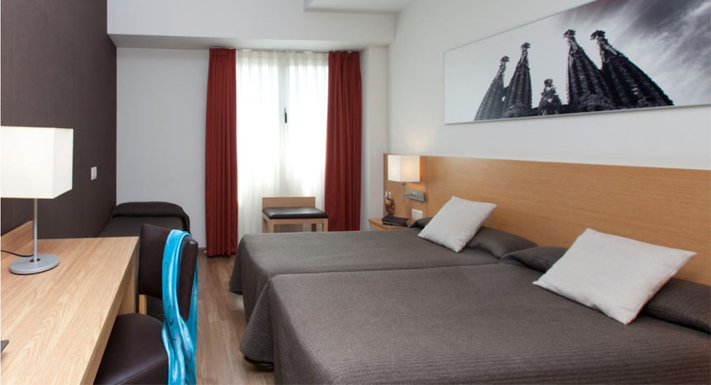 Standard Triple Room photo 3